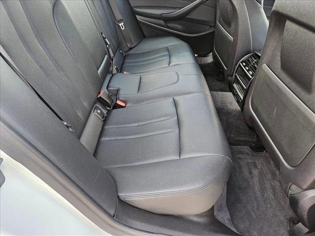 Used 2018 BMW 530i w/ Premium Package image 21