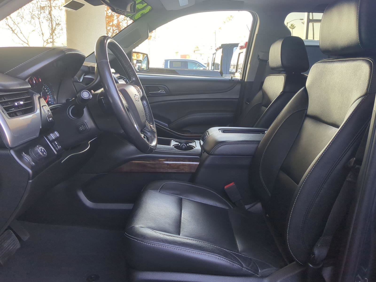 Used 2020 Chevrolet Suburban LT image 23