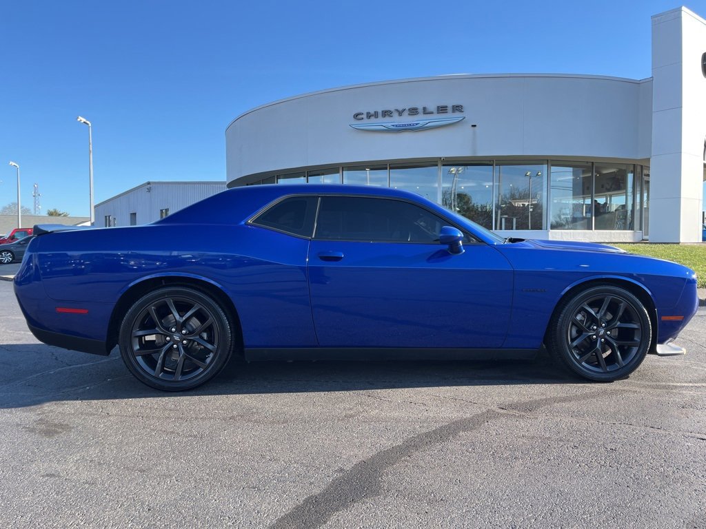 Used 2022 Dodge Challenger R/T w/ Blacktop Package image 48