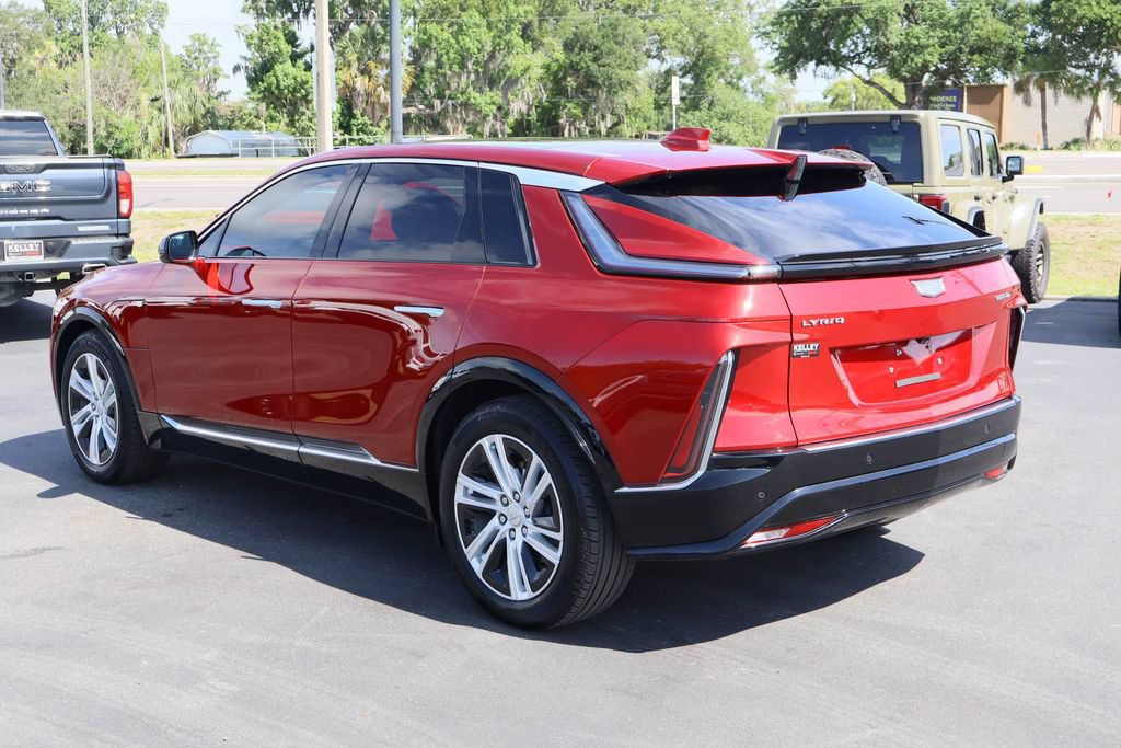 Certified 2024 Cadillac Lyriq Tech AWD/4WD image 7