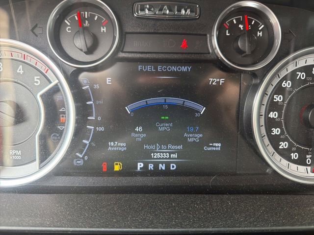 Used 2015 RAM 2500 Laramie w/ Black Appearance Group AWD/4WD image 4