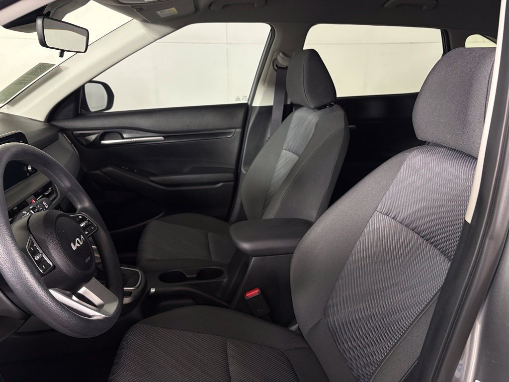 New 2026 Kia Seltos LX FWD image 16