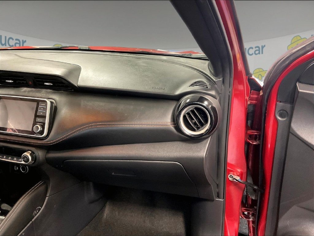 Used 2019 Nissan Kicks SR FWD image 13
