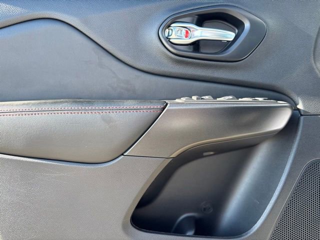 Certified 2021 Jeep Cherokee Trailhawk w/ Sun, Sound & Nav Group image 15