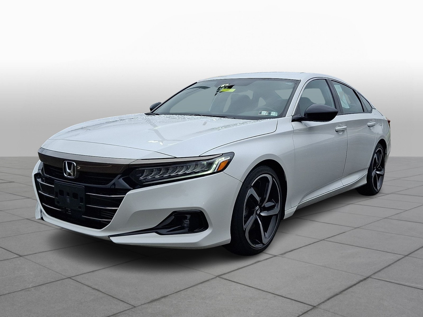 Used 2021 Honda Accord Sport image 4