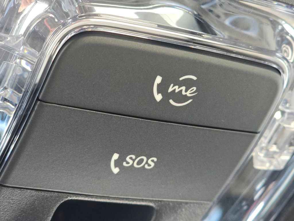 New 2026 Mercedes-Benz GLB 250 4MATIC image 8