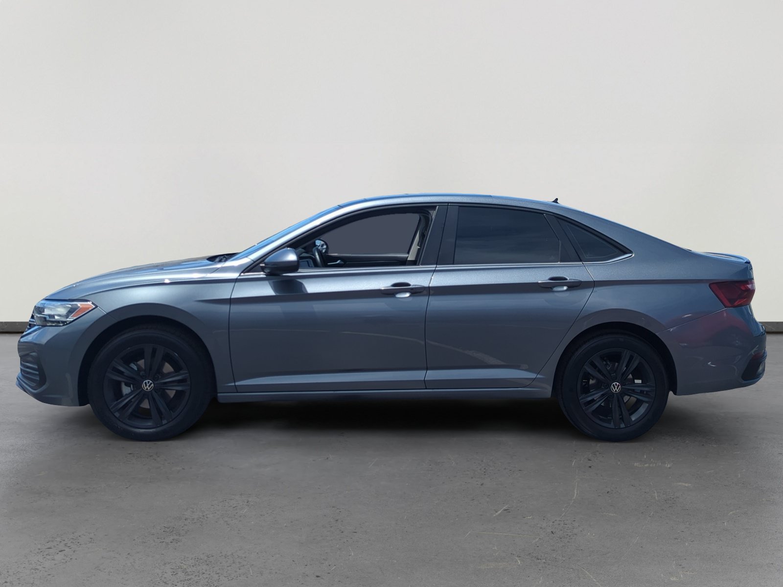 Certified 2023 Volkswagen Jetta SE w/ Panoramic Sunroof Package FWD image 2