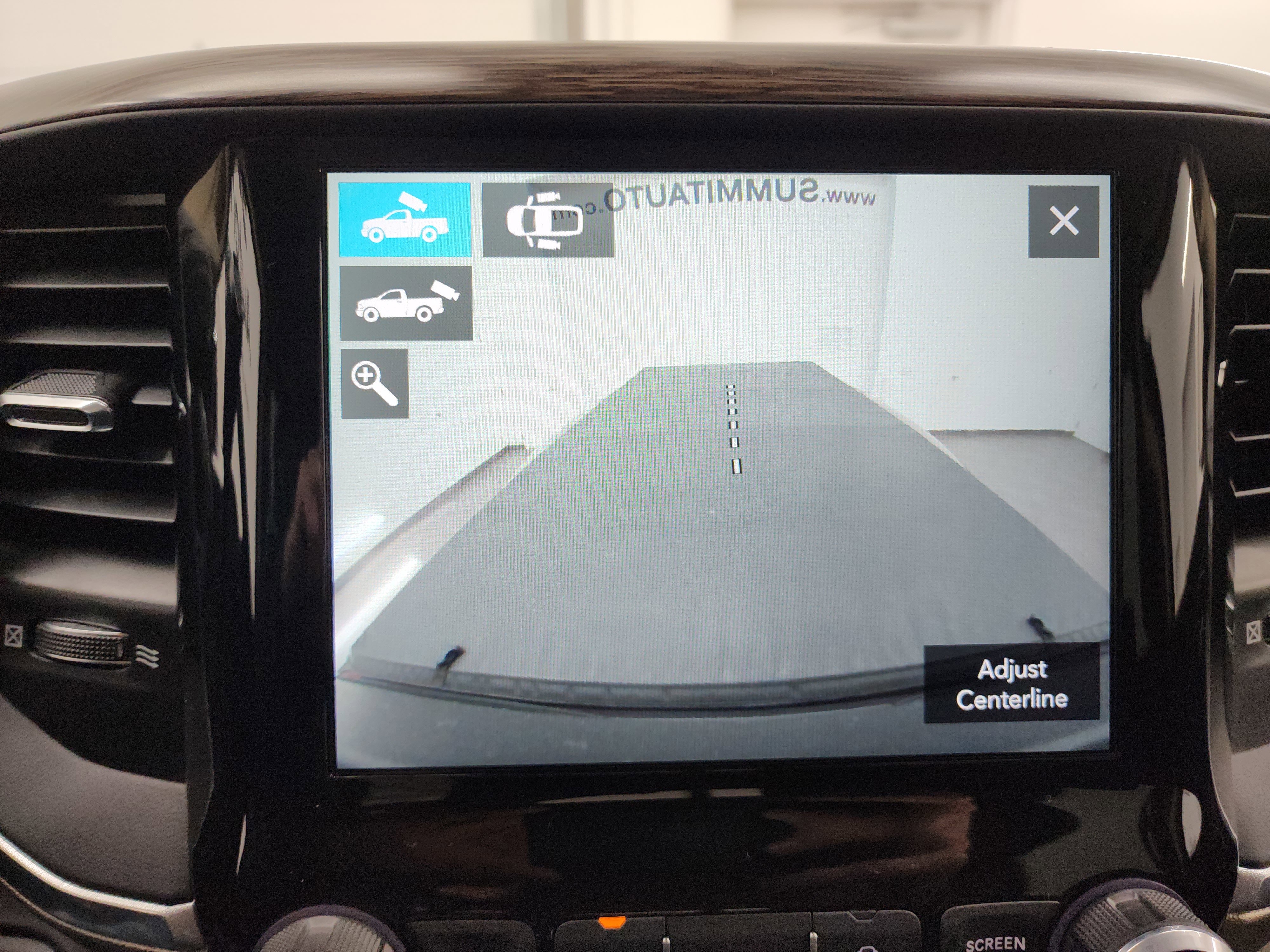 Used 2020 RAM 3500 Laramie image 15