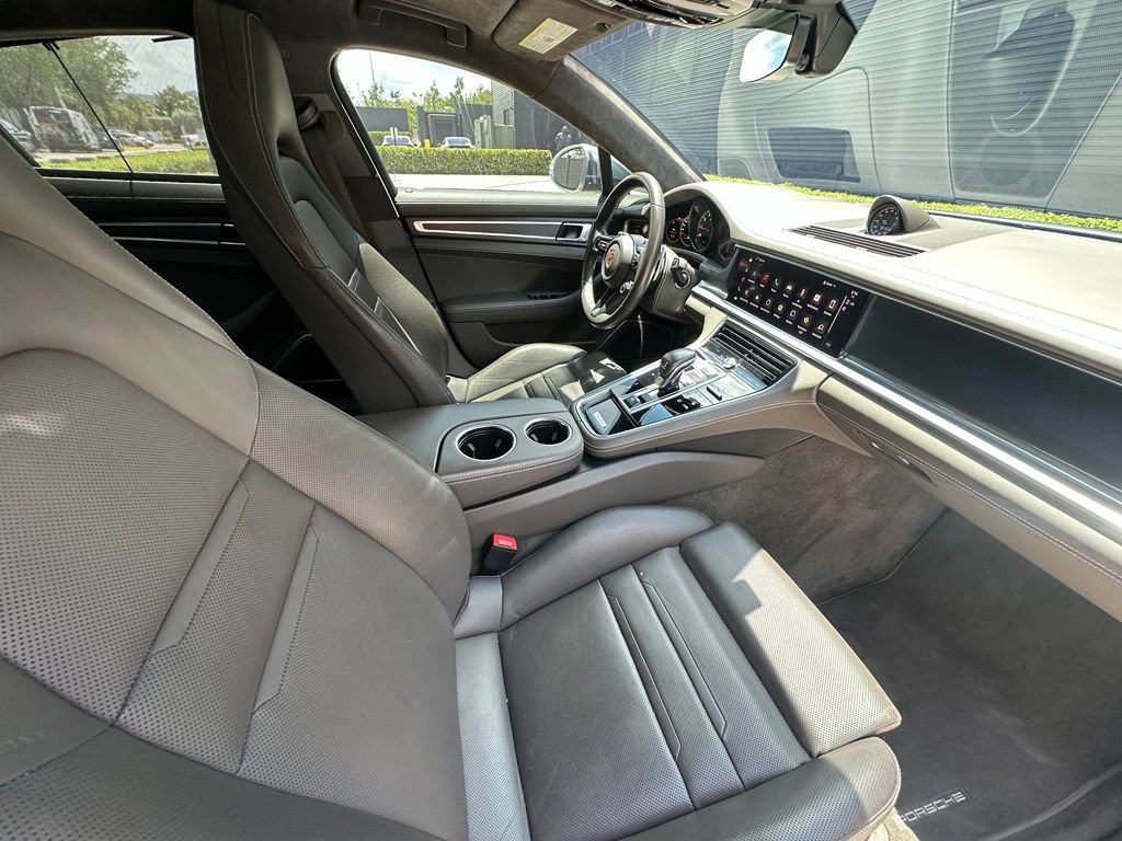 Certified 2022 Porsche Panamera GTS AWD/4WD image 44