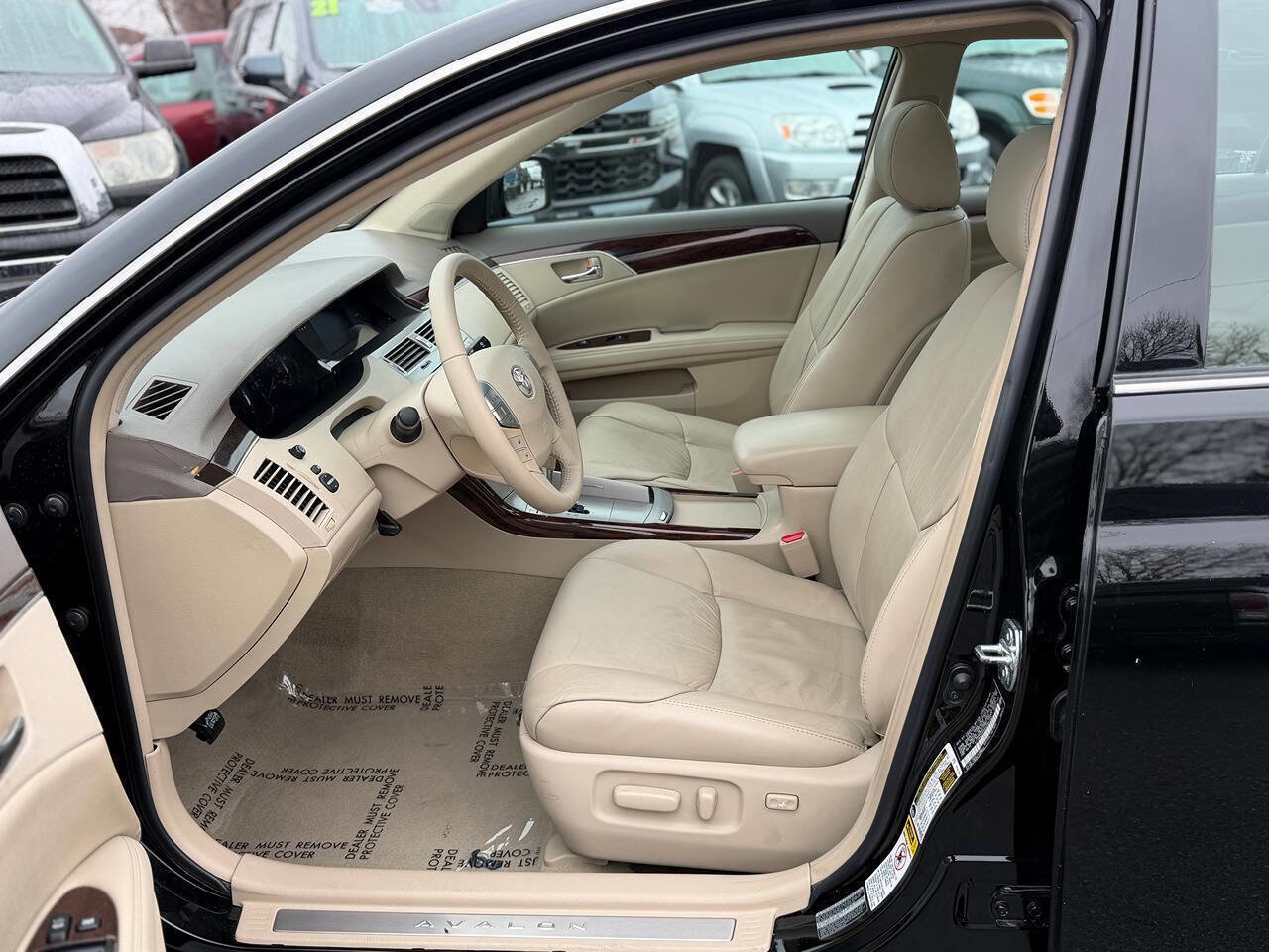 Used 2008 Toyota Avalon XLS image 49