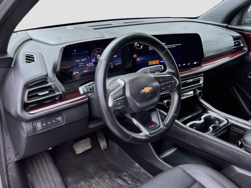 Used 2025 Chevrolet Traverse Z71 w/ Driver Confidence Package AWD/4WD image 9