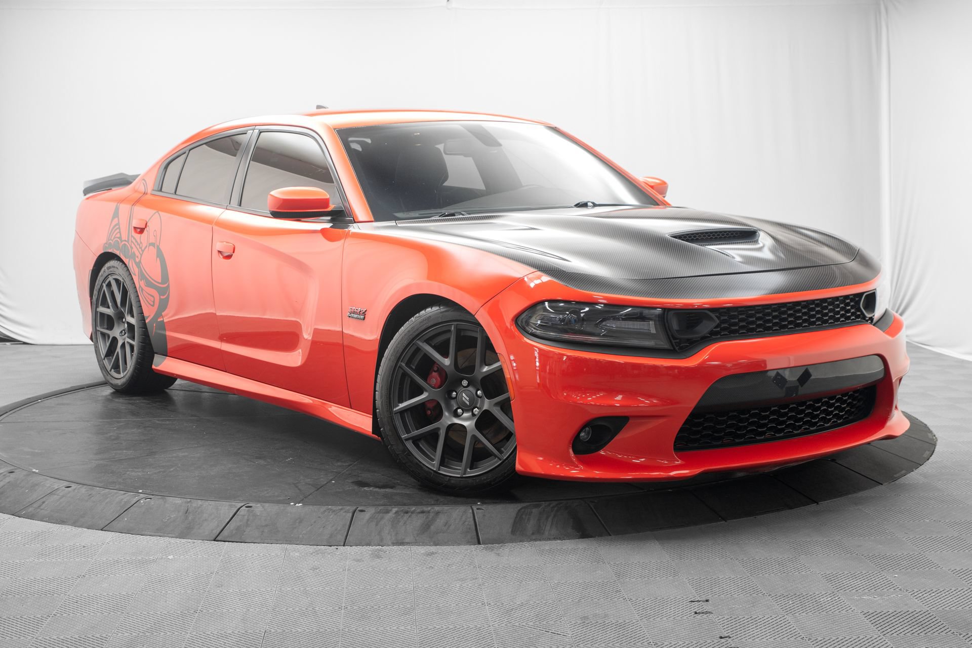 Used 2017 Dodge Charger R/T Scat Pack w/ Beats Audio Group RWD image 1