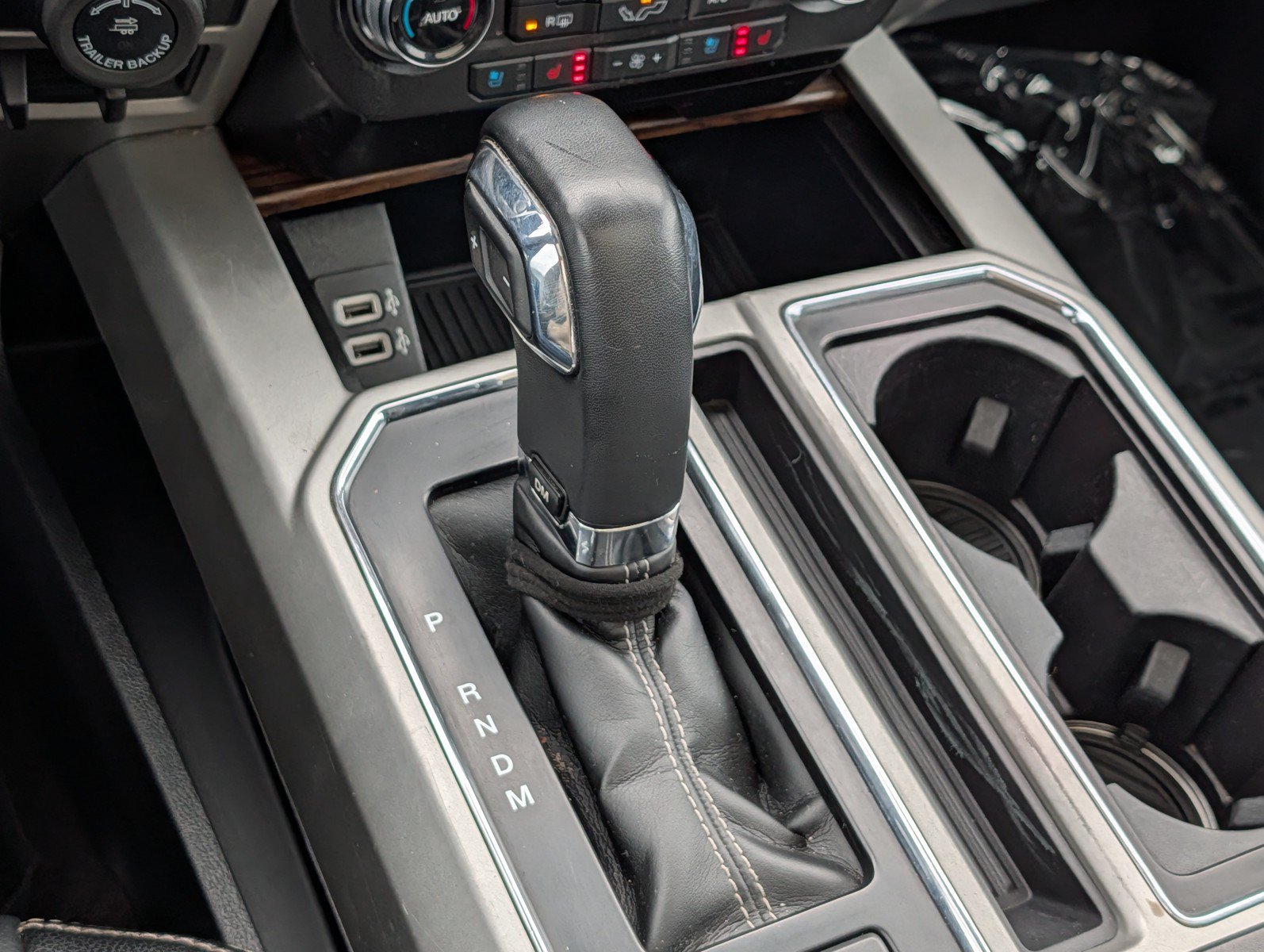 Used 2020 Ford F150 Lariat w/ Equipment Group 502A Luxury AWD/4WD image 24