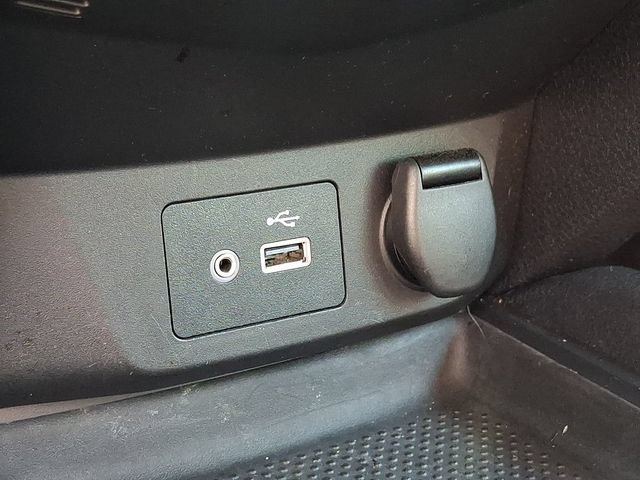 Used 2020 Nissan Rogue S FWD image 23