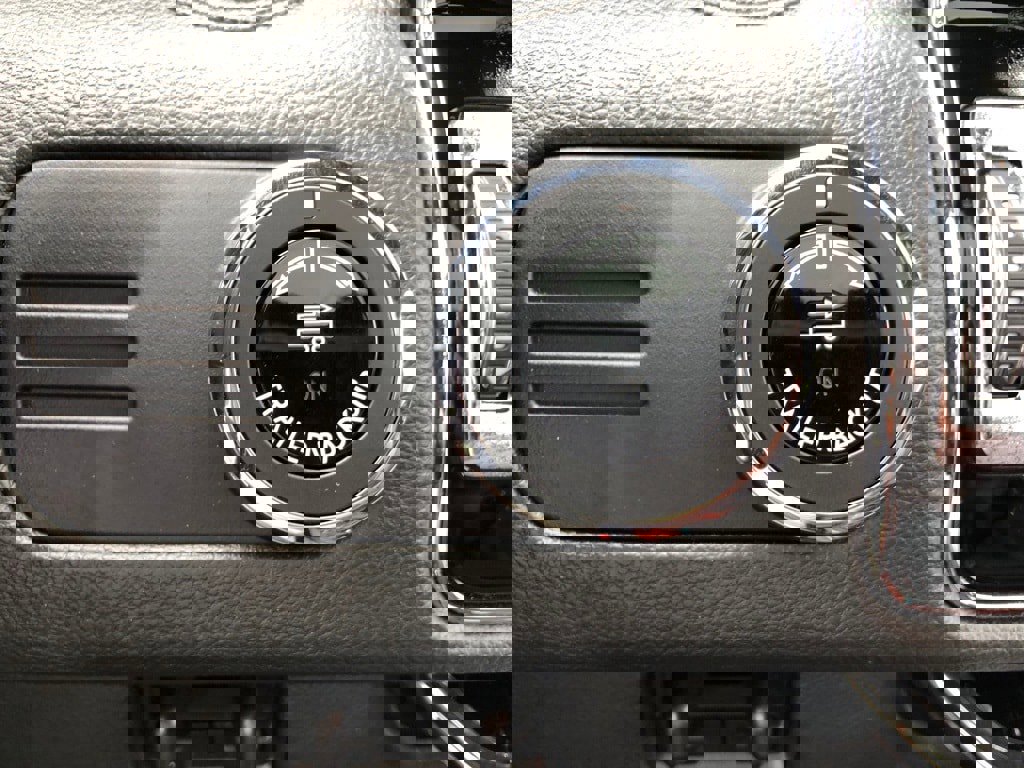 Used 2022 Lincoln Navigator Reserve image 12