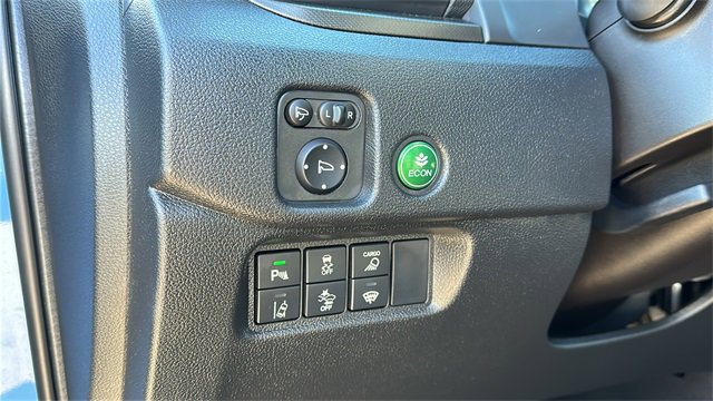 Used 2025 Honda Ridgeline TrailSport image 11