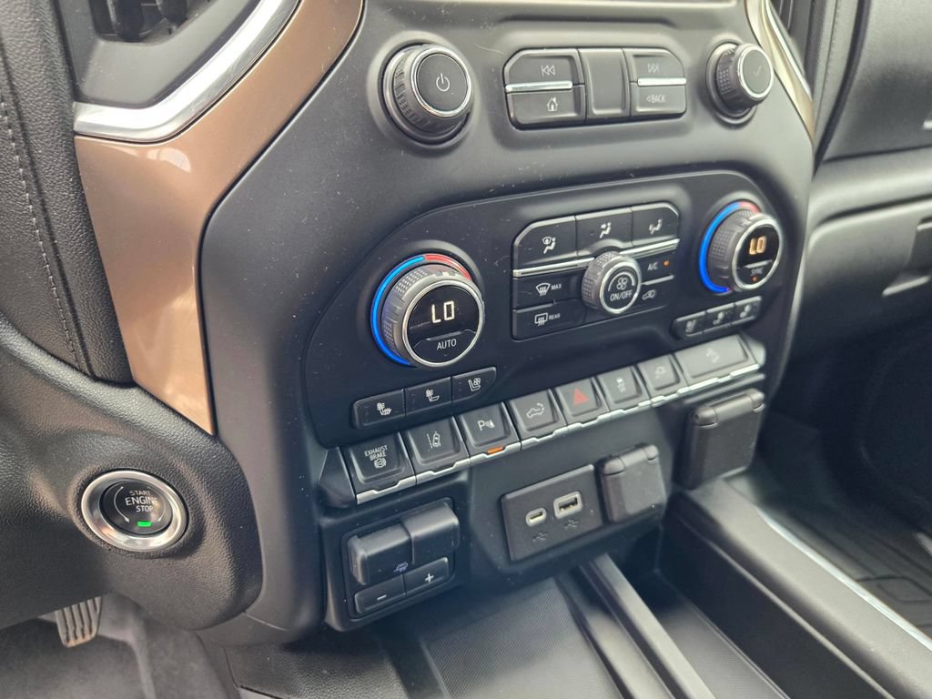 Used 2020 Chevrolet Silverado 3500 High Country w/ Z71 Off-Road Package AWD/4WD image 22