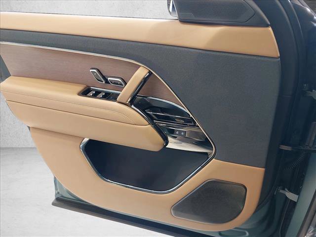 New 2025 Land Rover Range Rover Sport SV Edition Two image 21