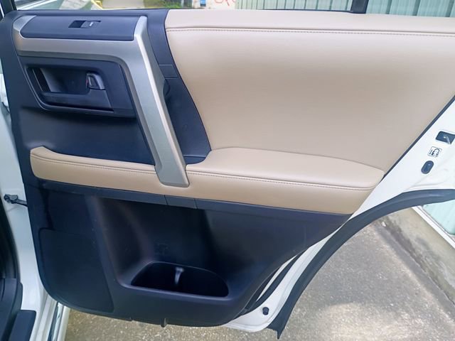 Used 2013 Toyota 4Runner SR5 image 39