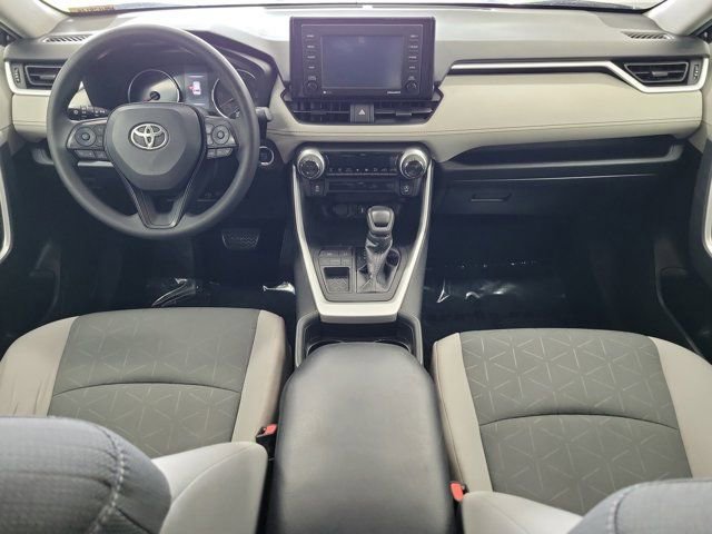 Used 2021 Toyota RAV4 XLE FWD image 14