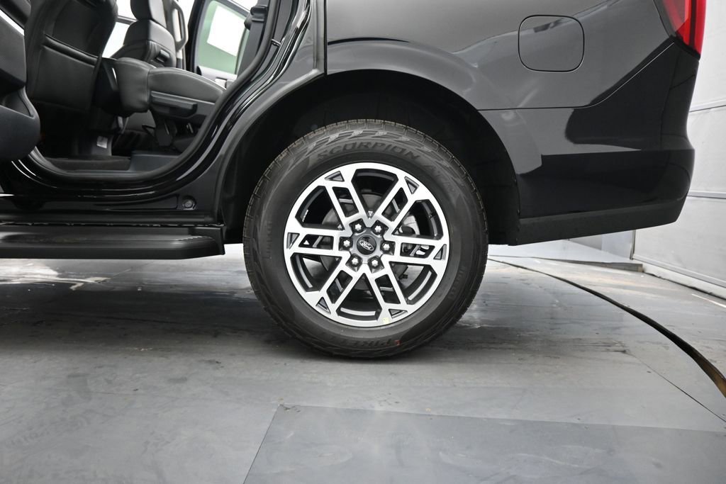 New 2026 Ford Expedition Active AWD/4WD image 21
