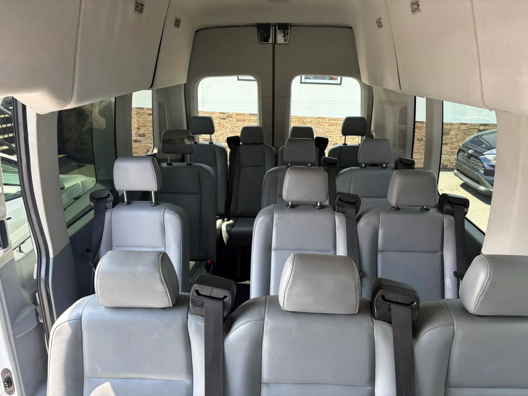 Used 2018 Ford Transit 350 XL RWD image 35