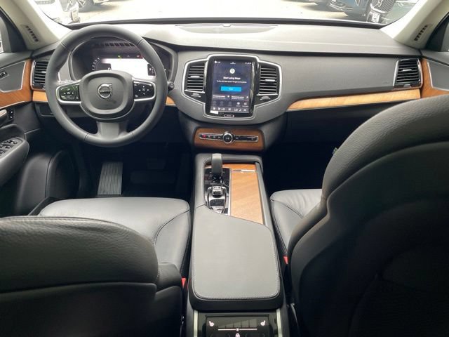Certified 2025 Volvo XC90 T8 Plus w/ Protection Package Premier AWD/4WD image 24