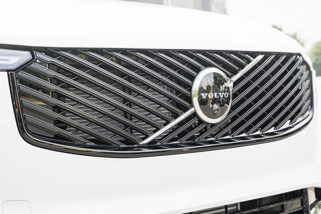 New 2026 Volvo XC90 T8 Ultra w/ Protection Package Premier image 11