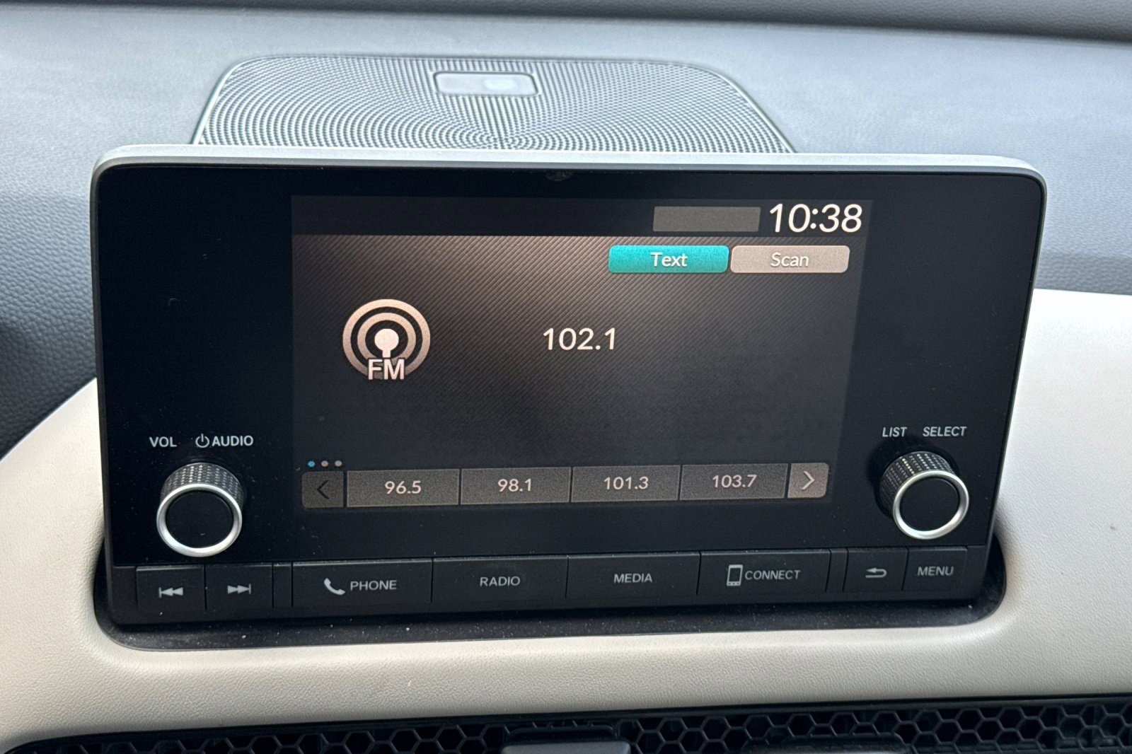 Used 2024 Honda HR-V LX image 23