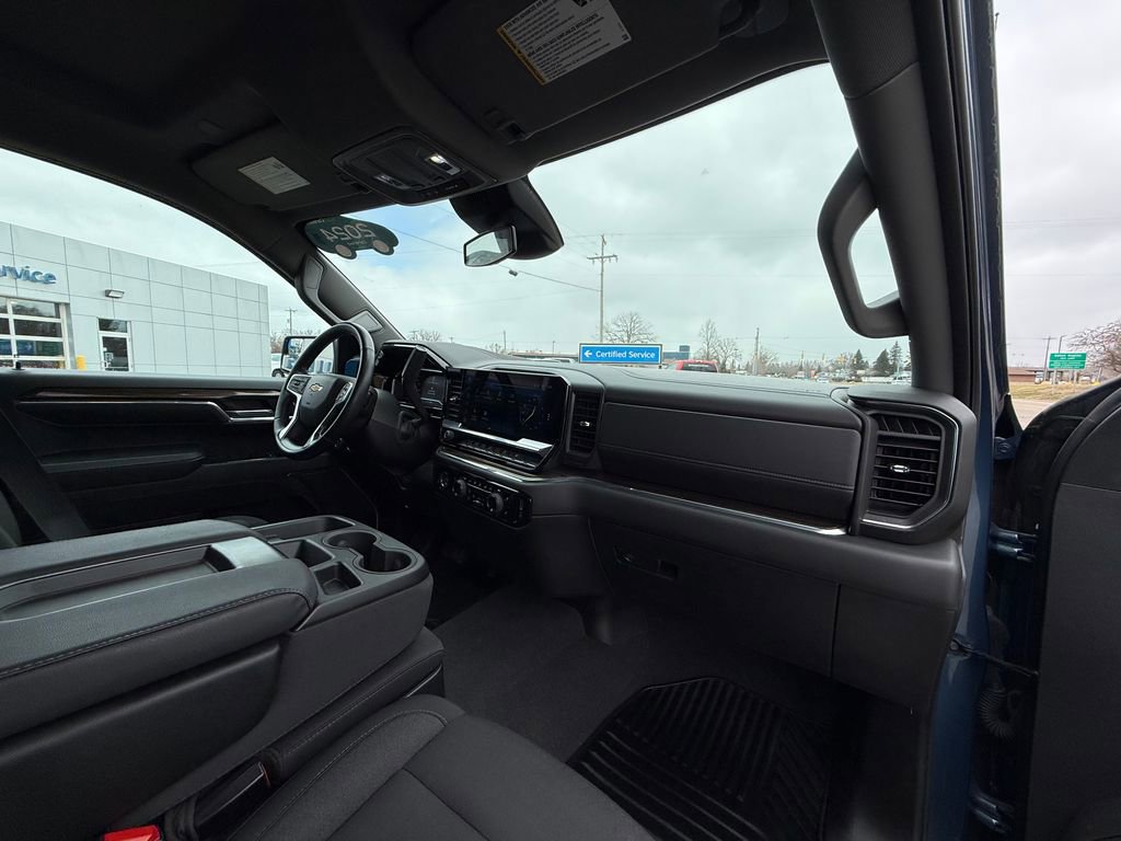 Certified 2024 Chevrolet Silverado 1500 LT image 29