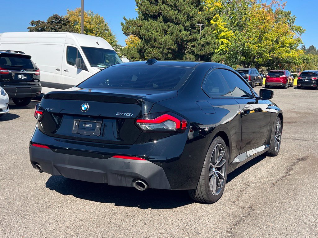 Used 2023 BMW 230i xDrive Coupe w/ Convenience Package AWD/4WD image 5