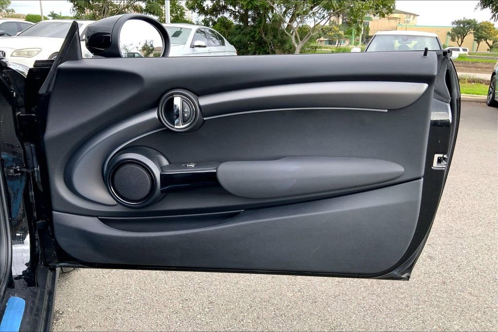 Certified 2024 MINI Cooper S image 23