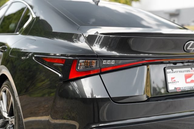 Used 2024 Lexus IS 300 F Sport RWD image 11