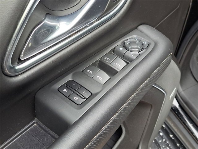 Used 2021 GMC Yukon XL SLT w/ SLT Premium Package image 22