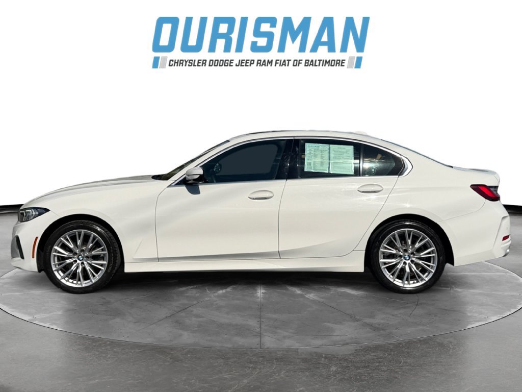 Used 2024 BMW 330i xDrive Sedan w/ Convenience Package AWD/4WD image 3