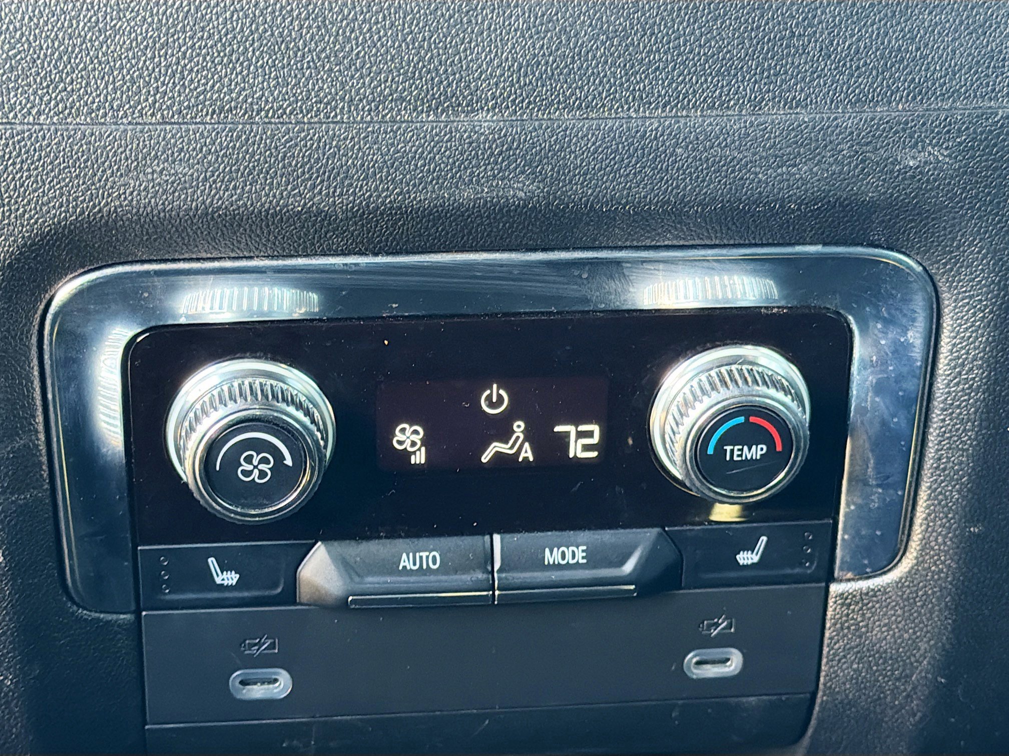 Used 2023 GMC Yukon Denali image 21