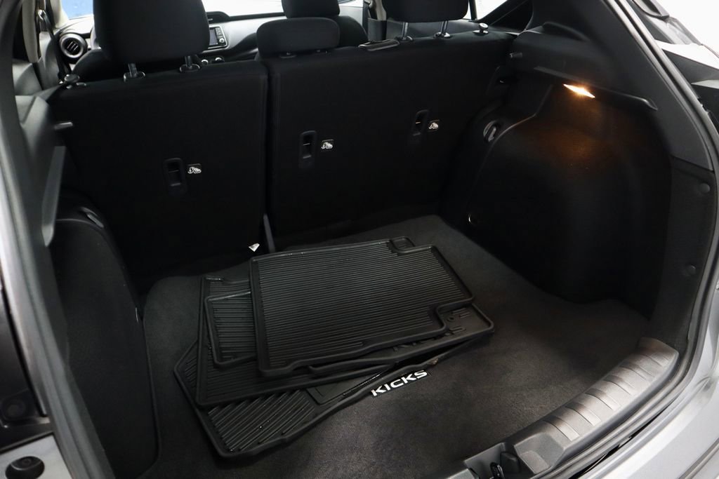 Certified 2025 Nissan Kicks Play S image 14