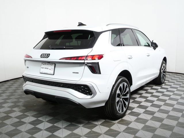 New 2026 Audi Q3 quattro 2.0T image 3