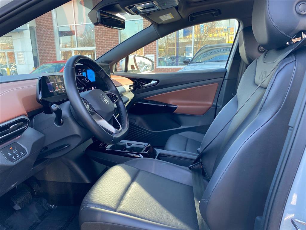 Certified 2022 Volkswagen ID.4 Pro S w/ Gradient Package image 12