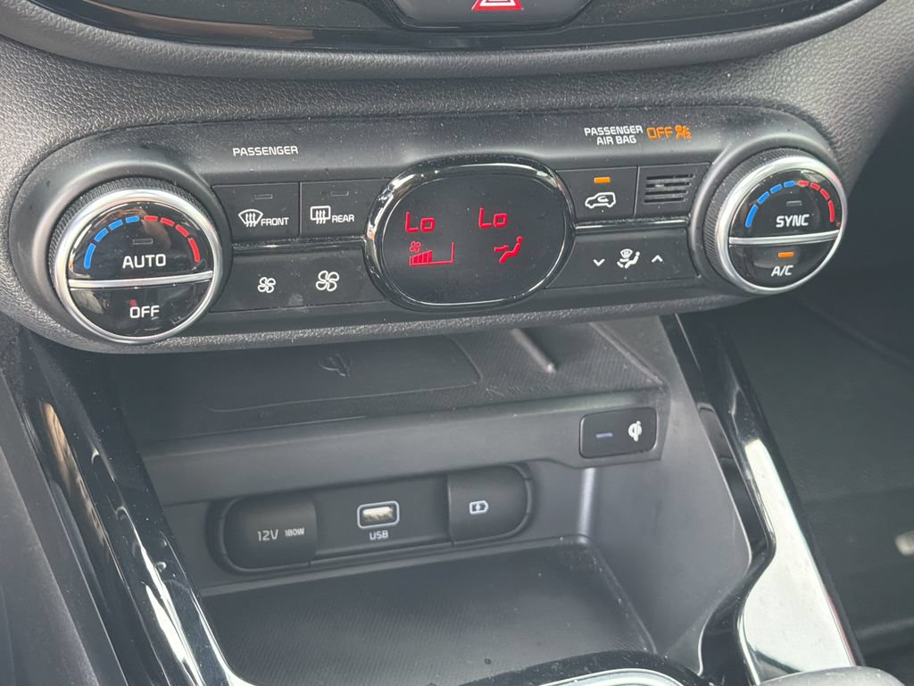 Used 2021 Kia Soul Turbo FWD image 24