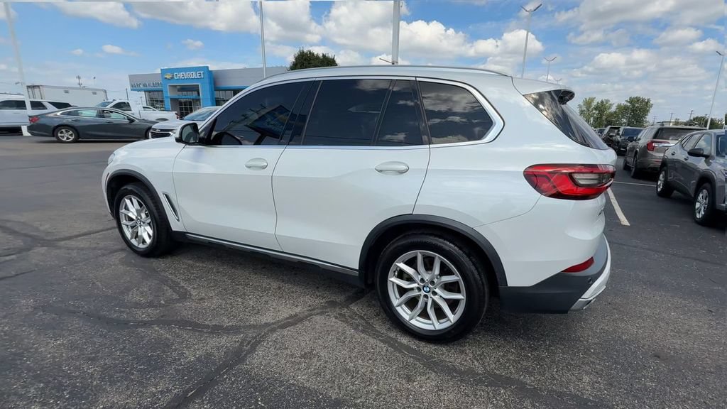 Used 2019 BMW X5 xDrive40i w/ Convenience Package AWD/4WD image 6