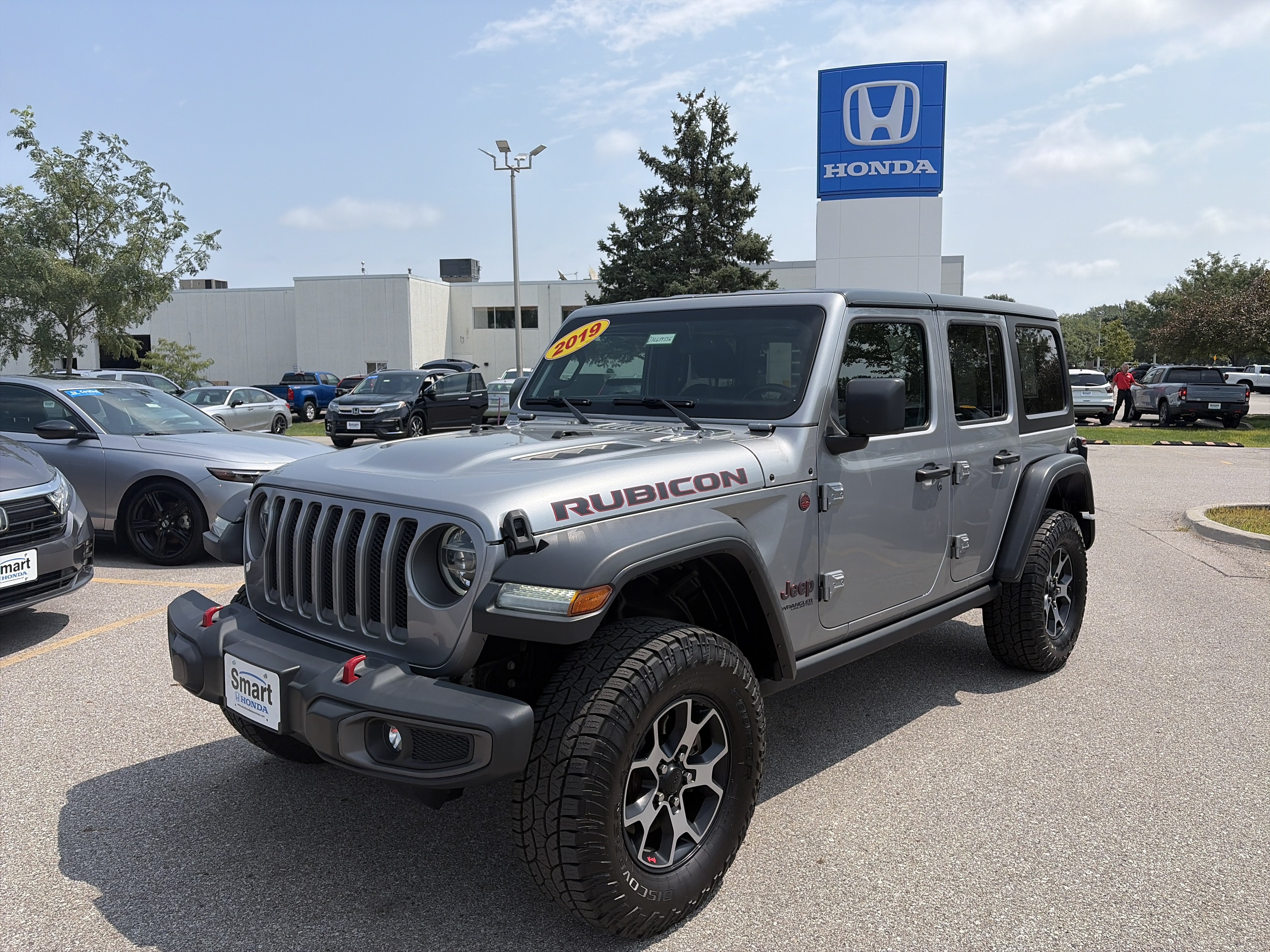 Used 2019 Jeep Wrangler Unlimited Rubicon w/ LED Lighting Group AWD/4WD image 1