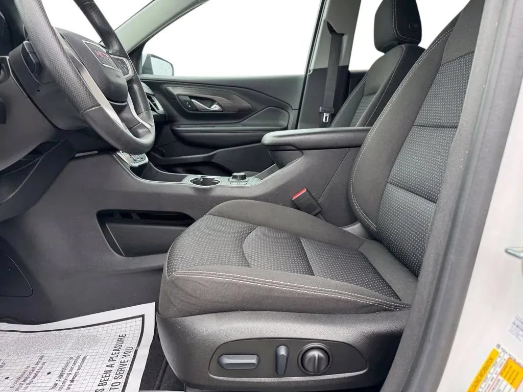 Used 2022 GMC Terrain SLE w/ Driver Convenience Package AWD/4WD image 9