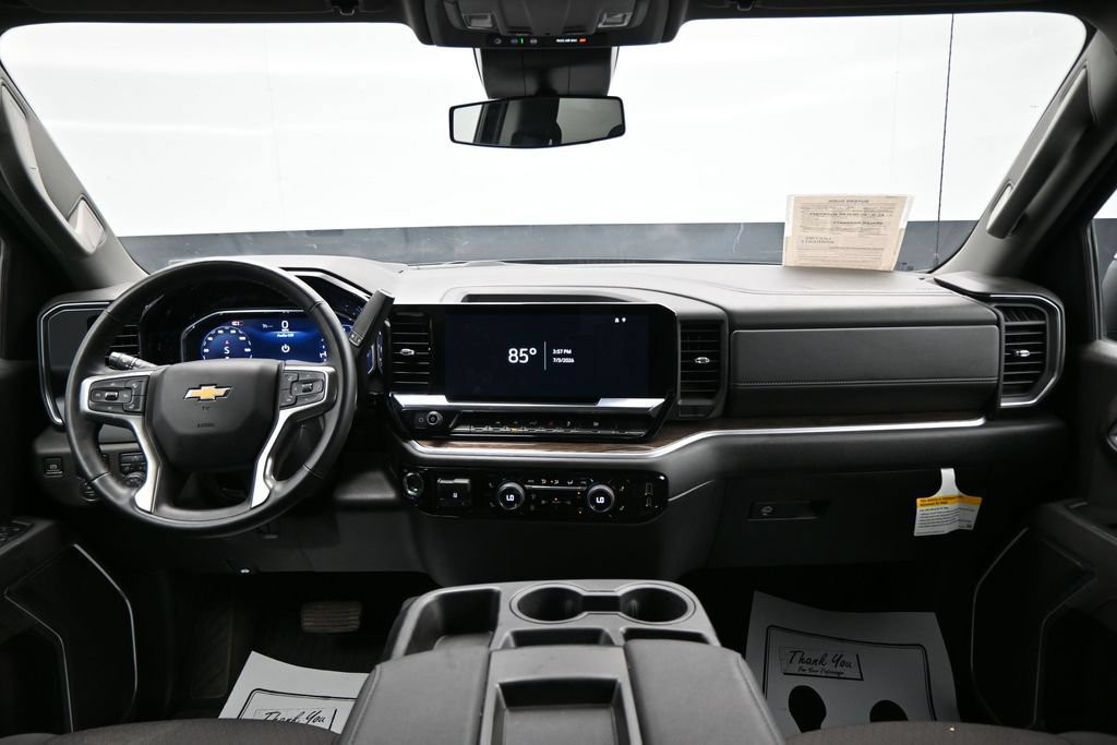 Used 2026 Chevrolet Silverado 1500 LT AWD/4WD image 13