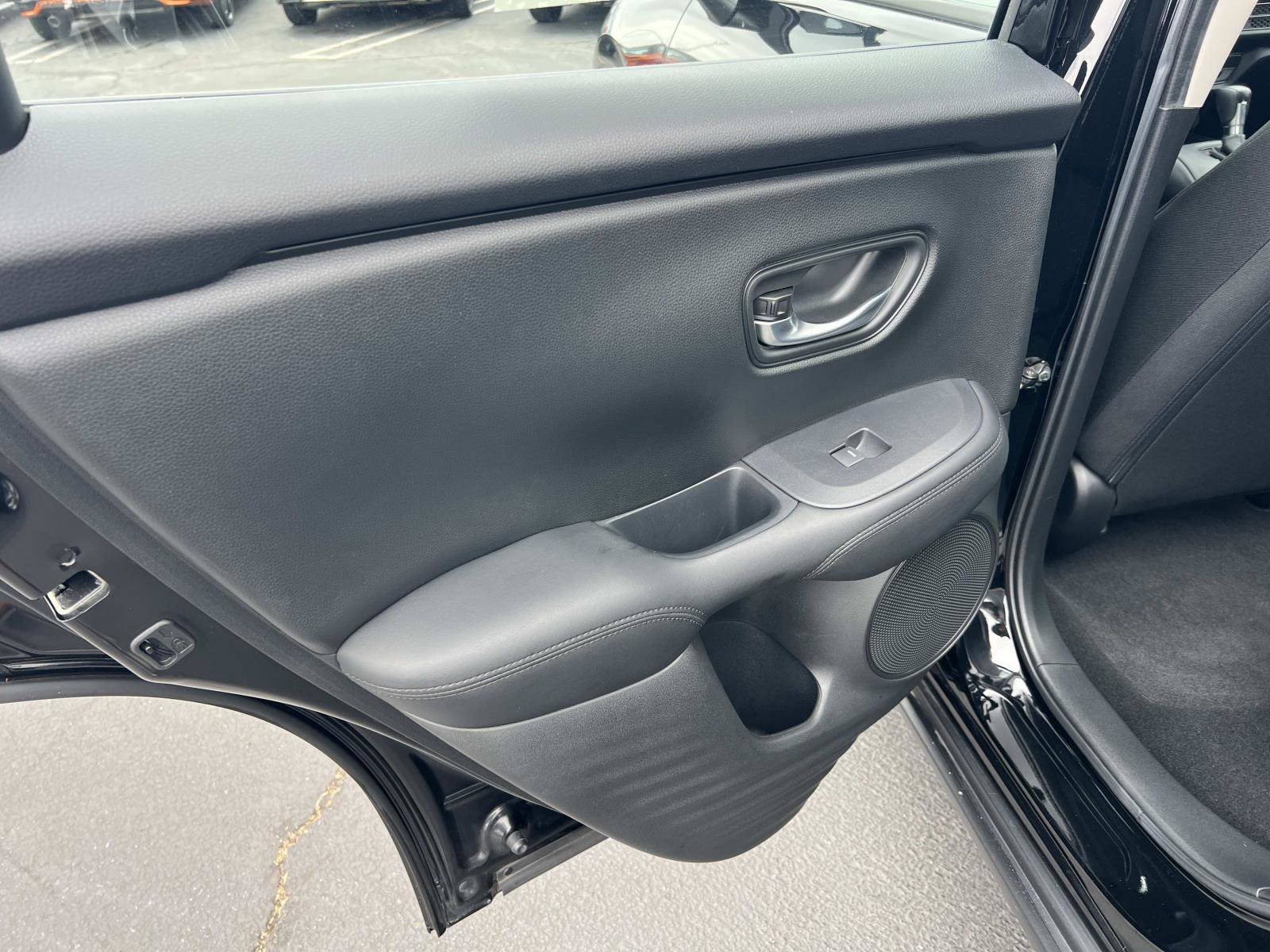 Certified 2025 Honda HR-V LX image 19