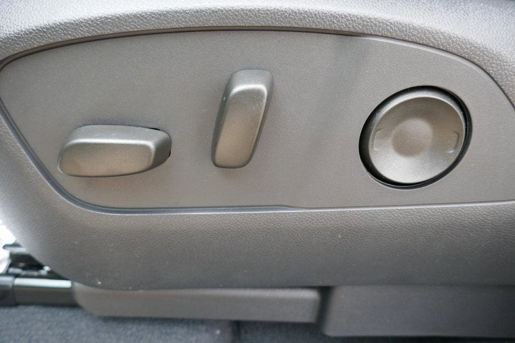 New 2026 Chevrolet Silverado EV LT image 15