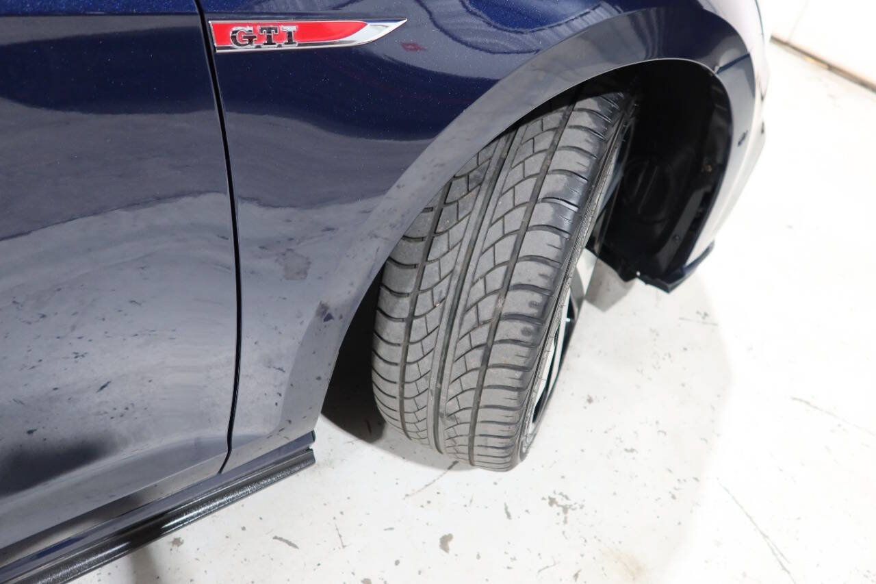 Used 2019 Volkswagen GTI Autobahn FWD image 40