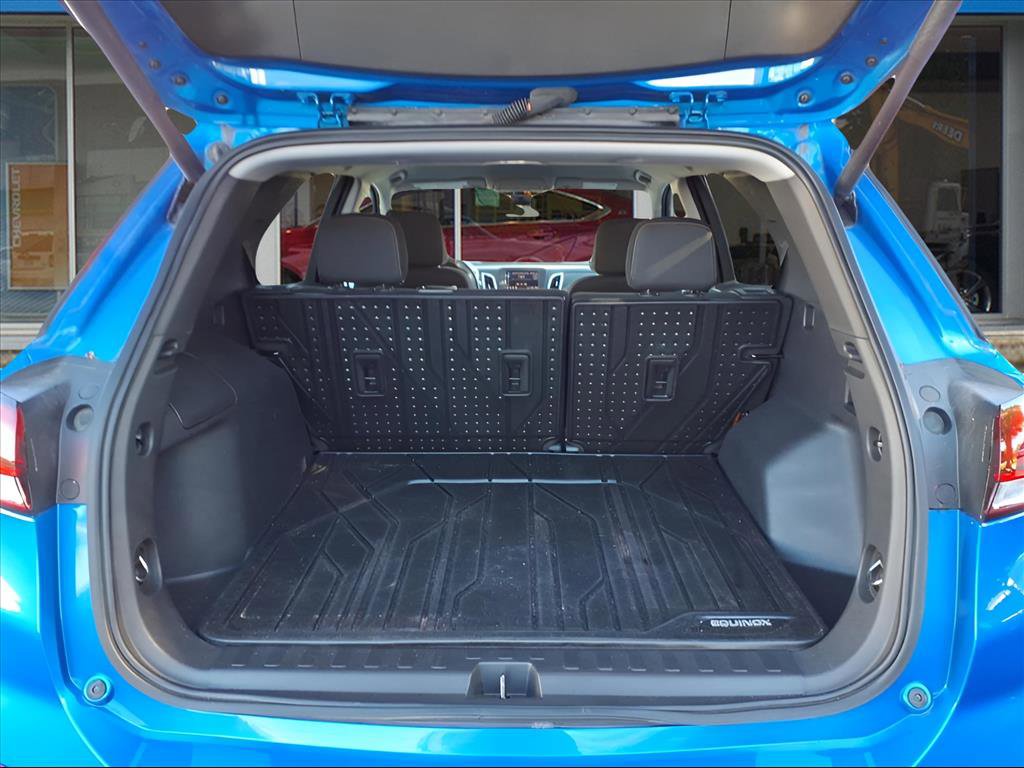 Used 2024 Chevrolet Equinox LT w/ LPO, Floor Liner Package image 5