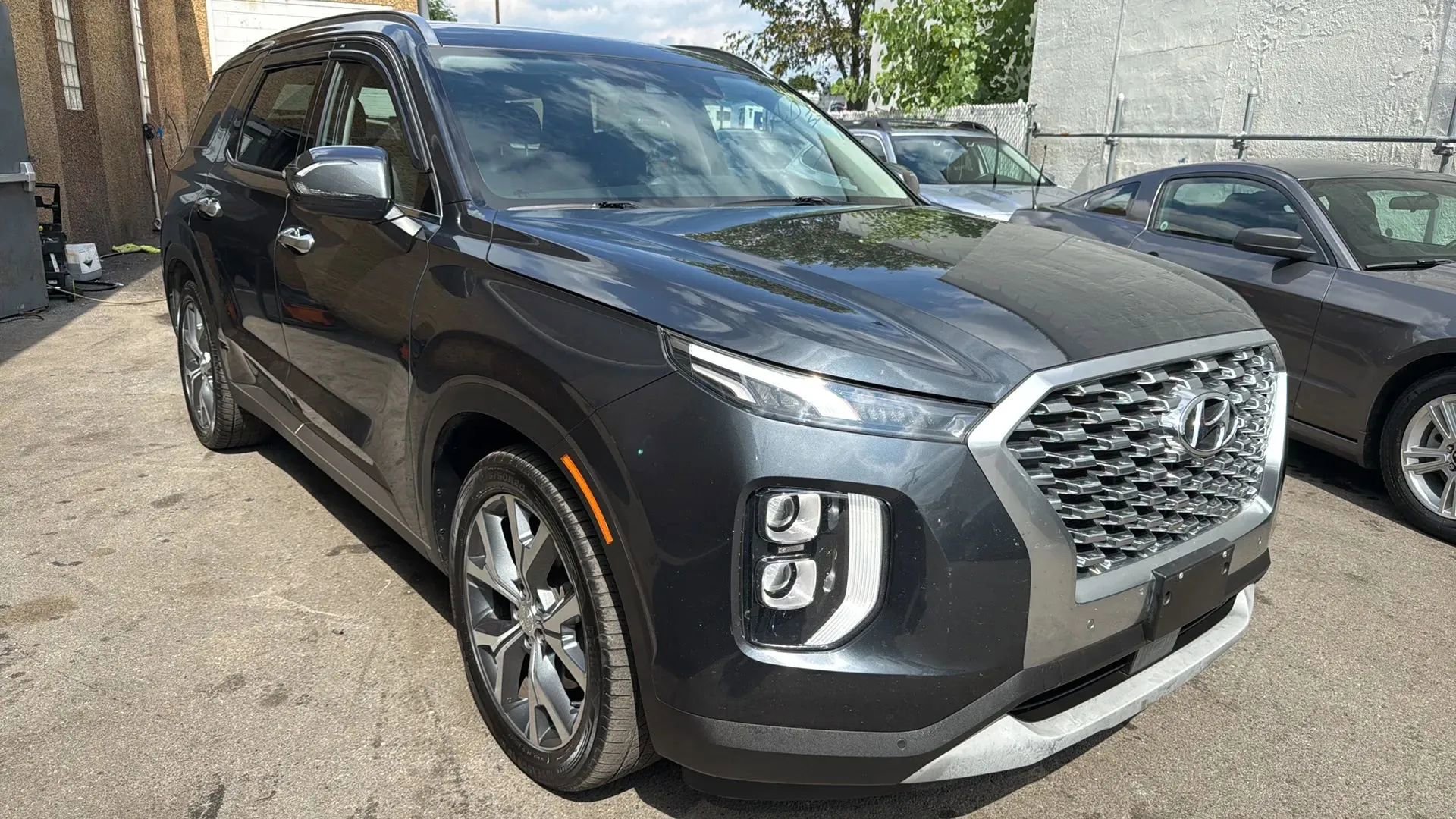 Used 2020 Hyundai Palisade SEL image 3
