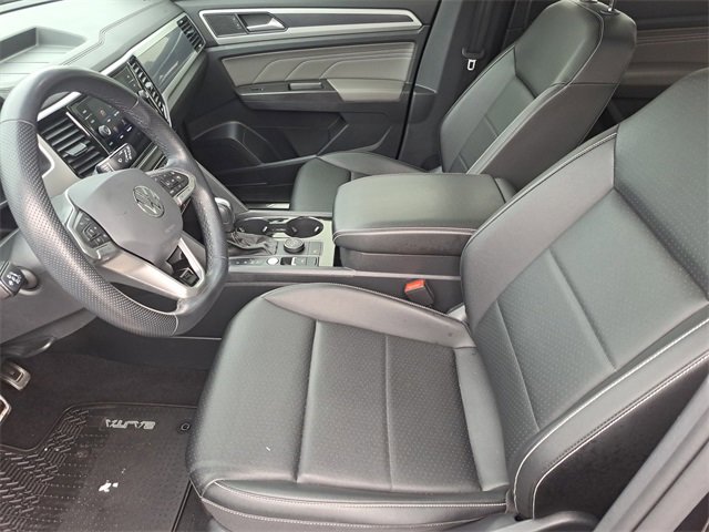 Used 2023 Volkswagen Atlas SEL R-Line image 12